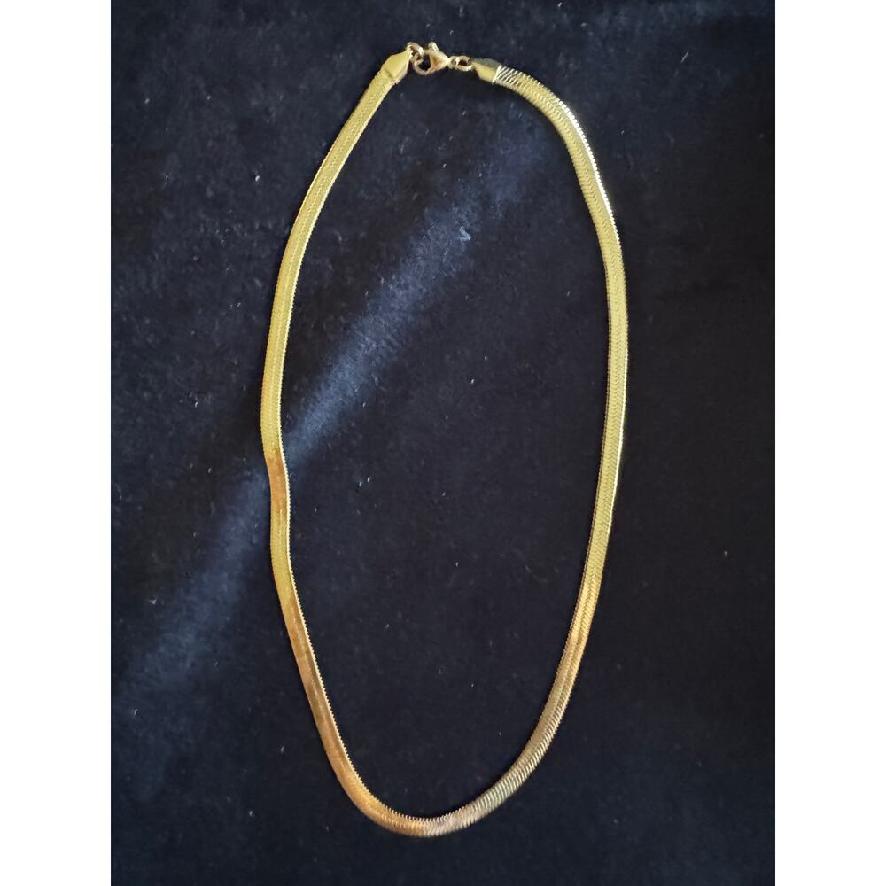Gold Tone Snake Chain Necklace 20 Inches Long and 5 mm Wide N219